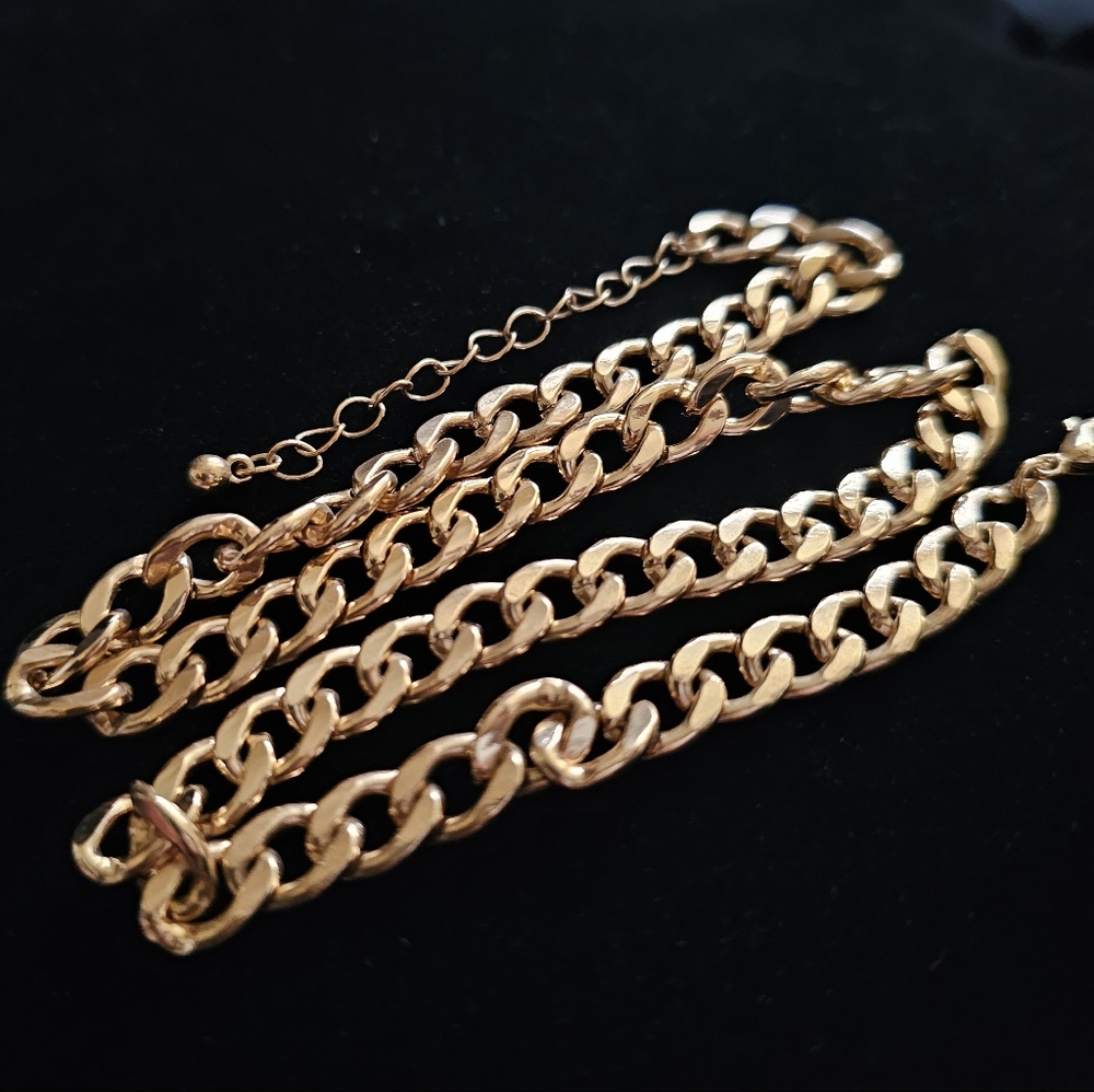 Cuban Link Chain - Picture 4 of 5